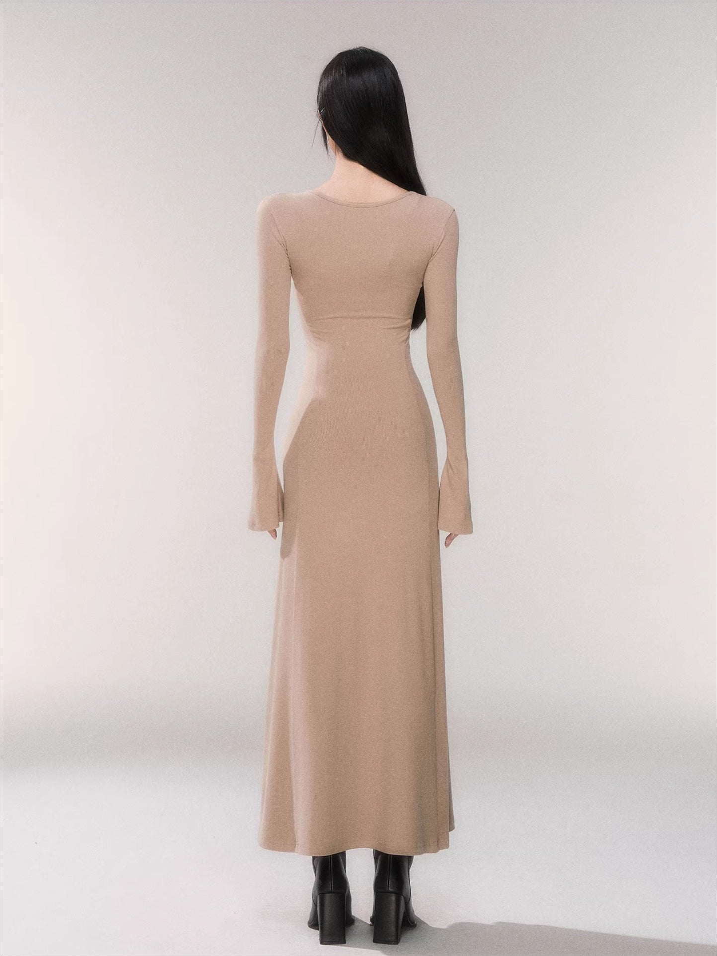 V-Neck Waist-Defining Knit Maxi Dress