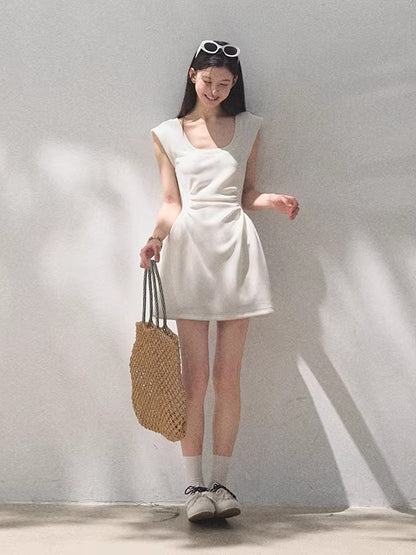 Square Shoulders U-Neck Fitted Dress