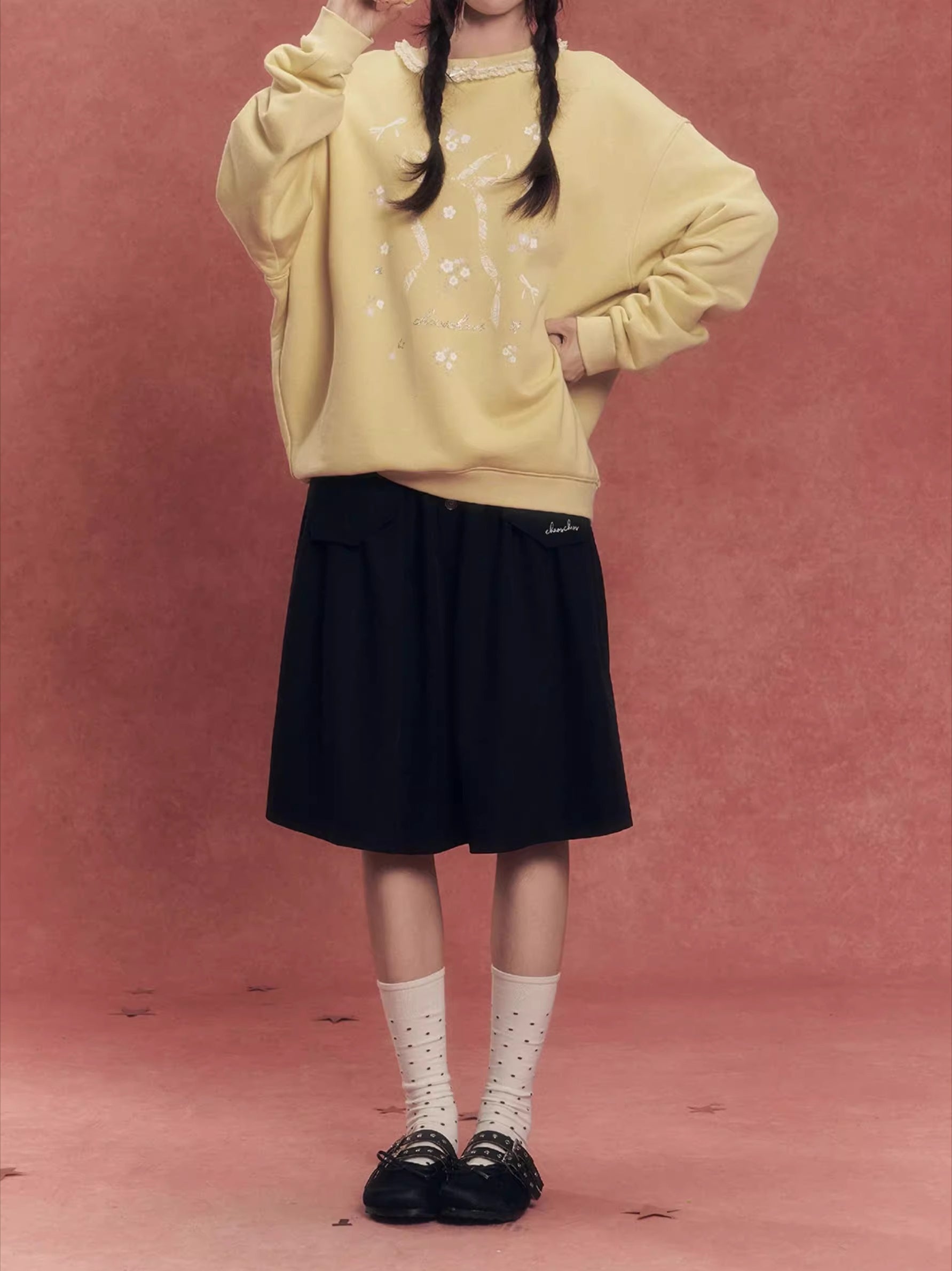 Vintage Lace-Trim Loose Sweatshirt