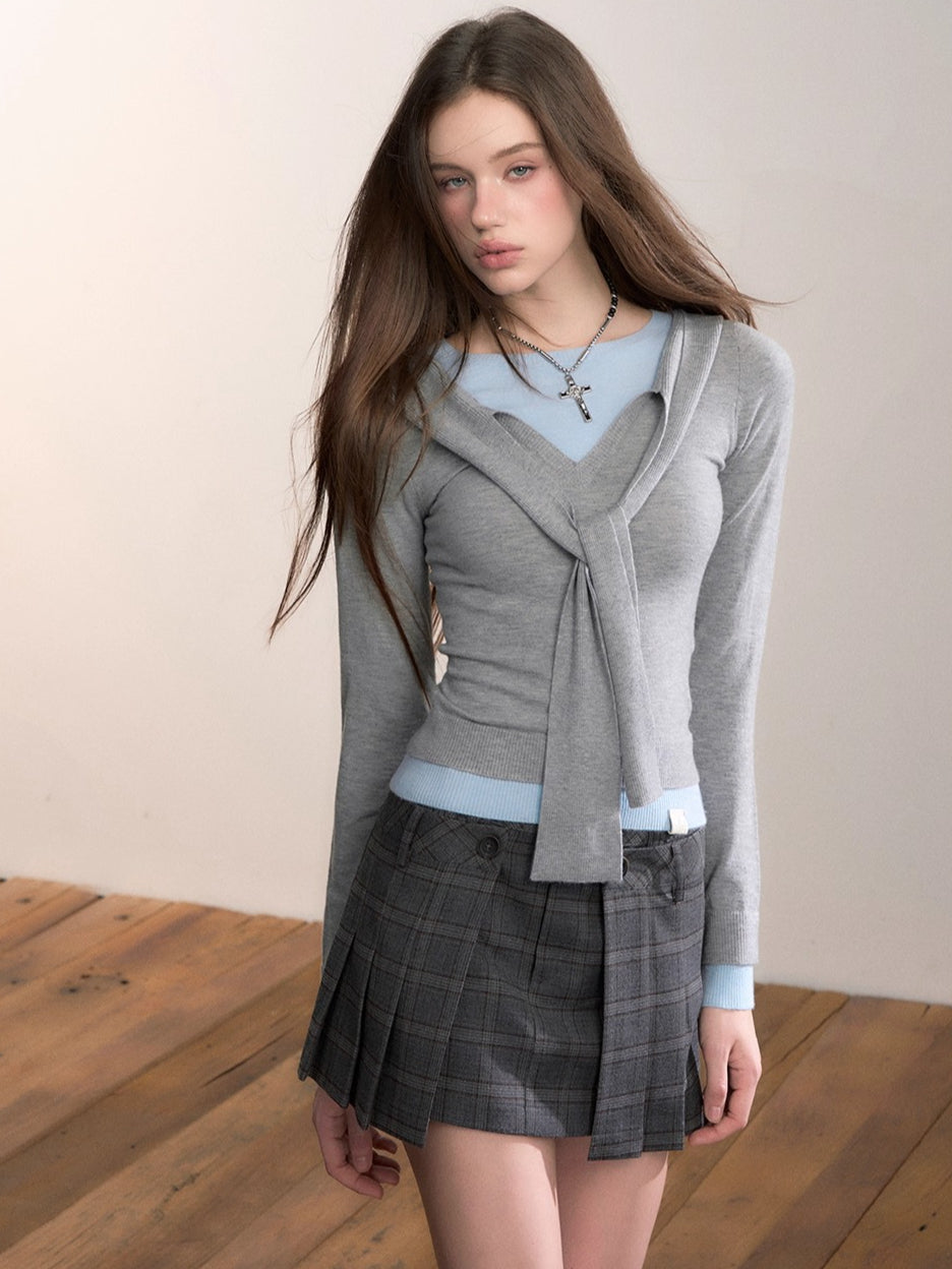 Contrast Hooded Layered Knit Turtleneck