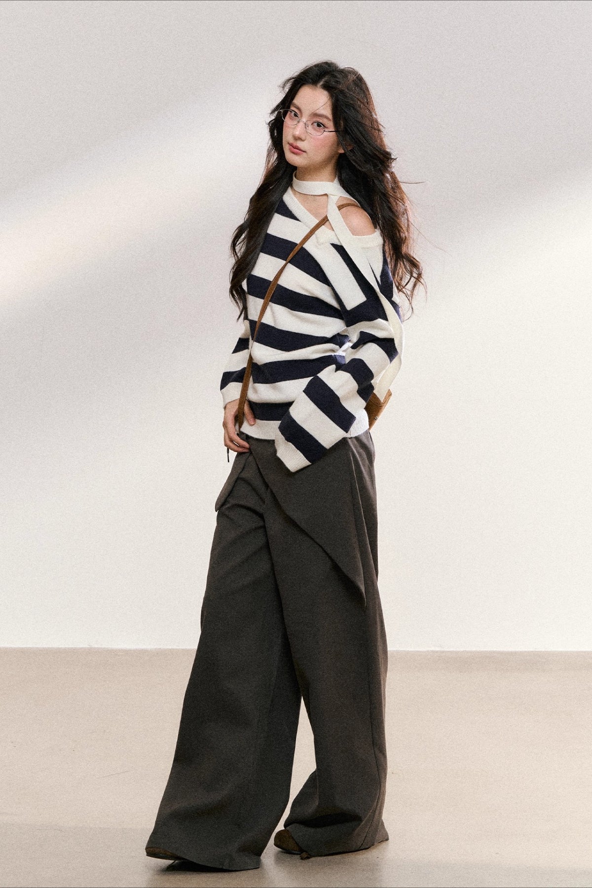 Gray Drape Wide-Leg Asymmetric Trousers