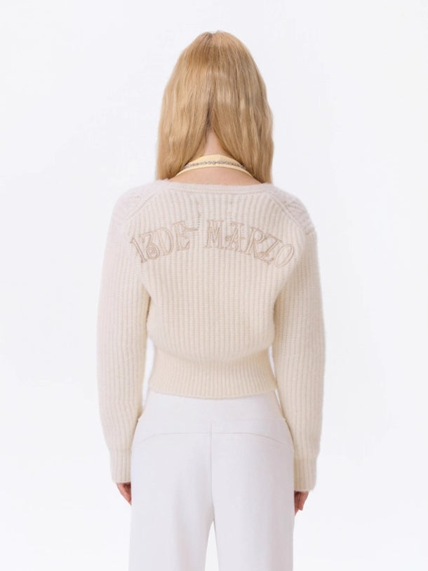 Cuddle-Doll Fitted Knit V-Neck Cardigan