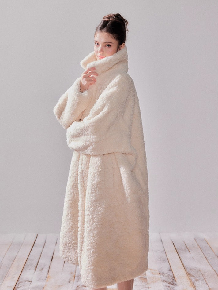 Hokkaido Letter Teddy Fleece Oversized Coat