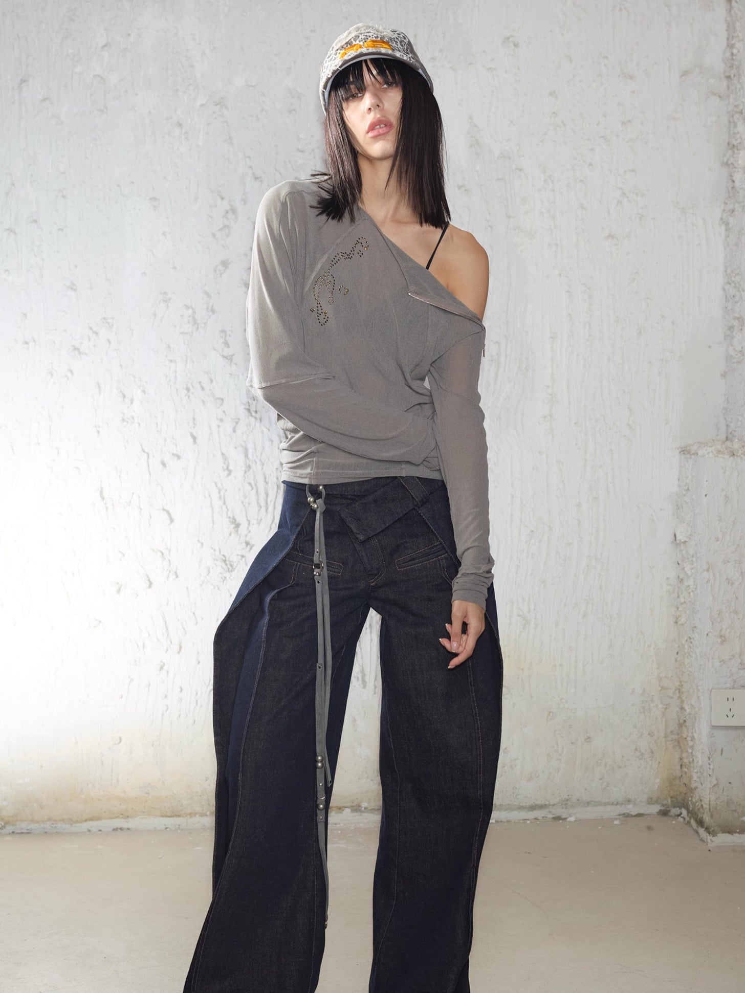 Rhinestone Frayed-Edge Knit T-Shirt