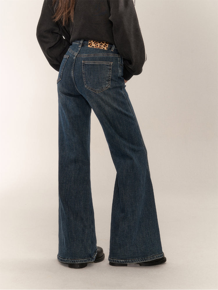 Wavy Hem Bell-bottom Straight-Leg Jeans