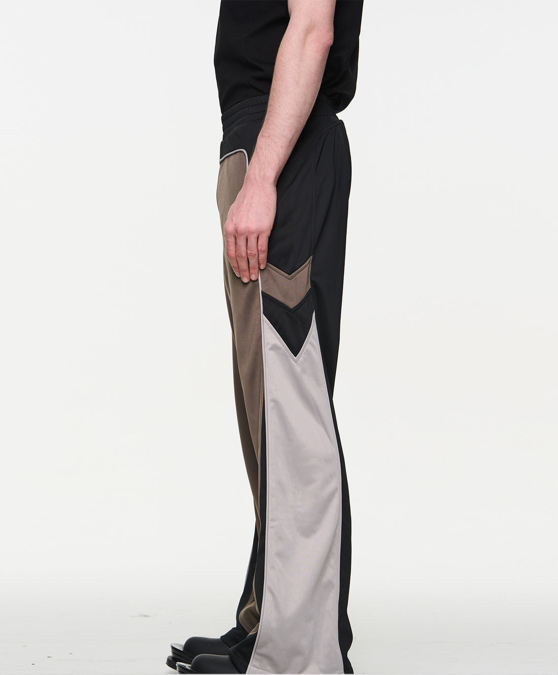 Color-Block Embroidered Straight-Leg Pants - CHINASQUAD