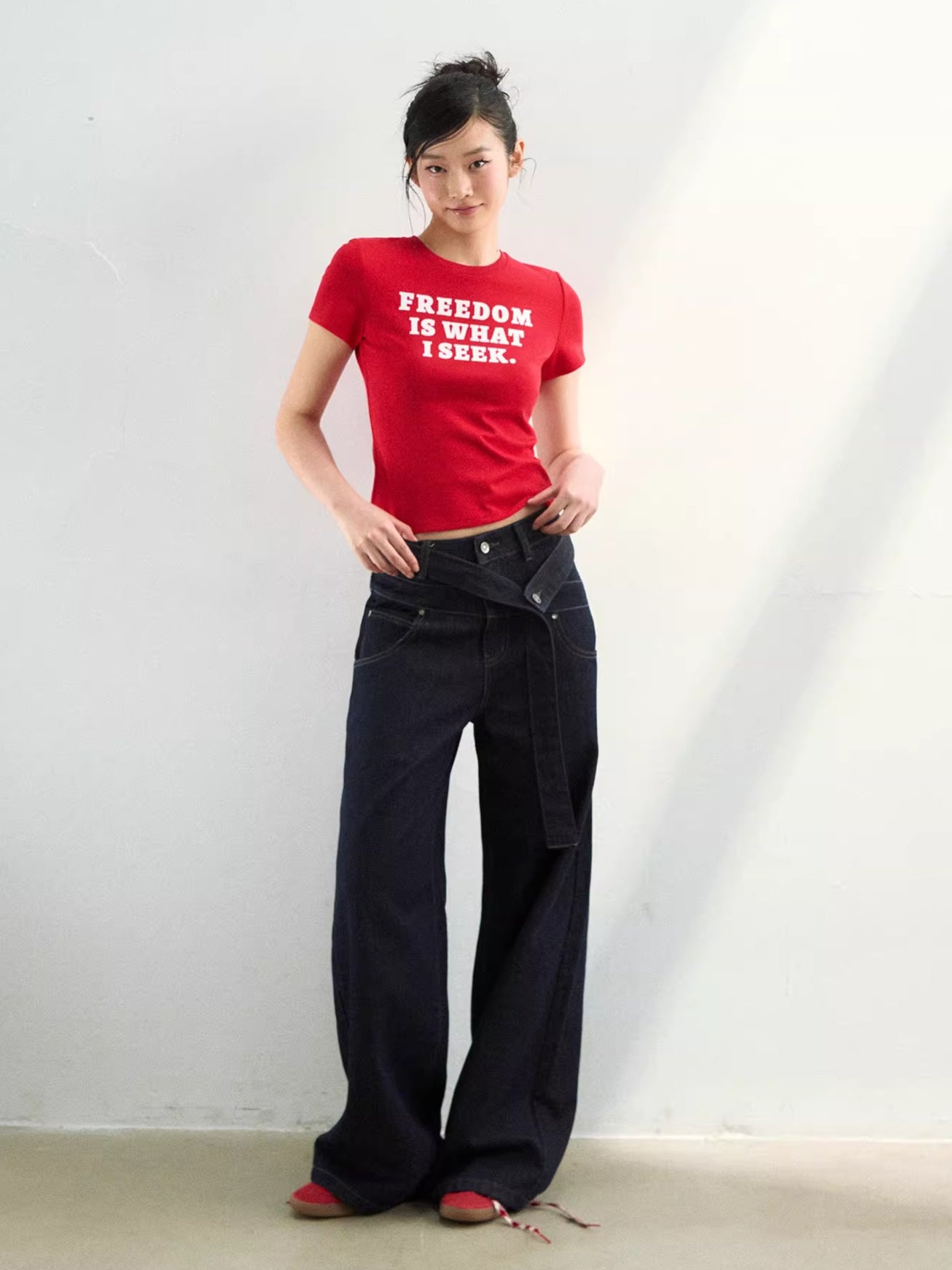 Slogan Graphic Red Cropped T-Shirt