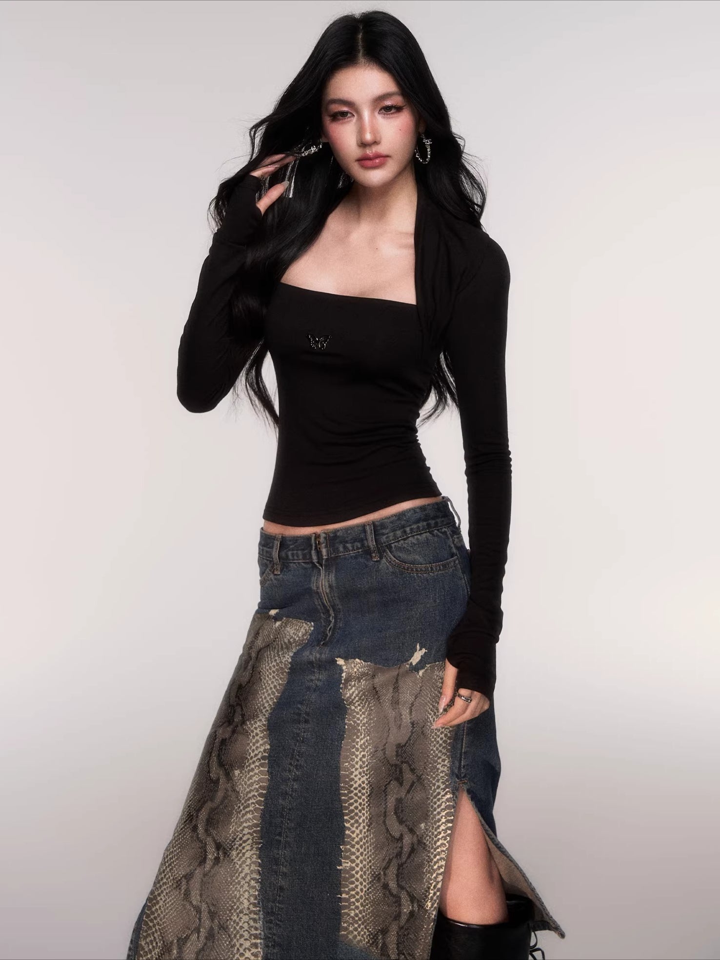 Sleeve-Detail Slim-Fit Knit Crewneck