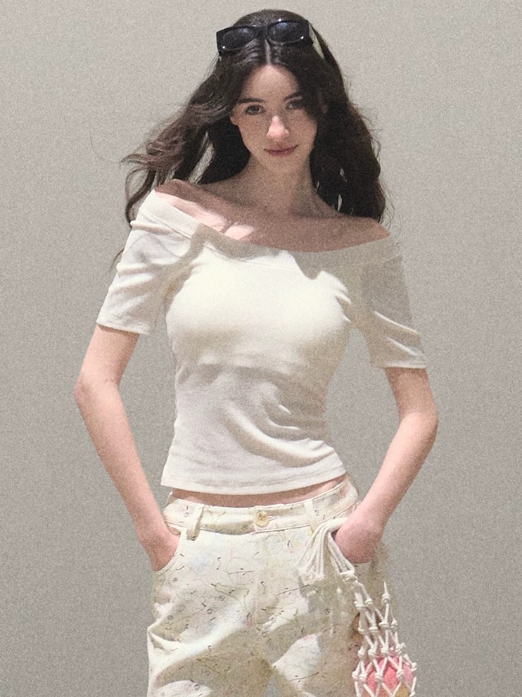 Turn-Back Glance Bow Backless Slim-Fit T-Shirt
