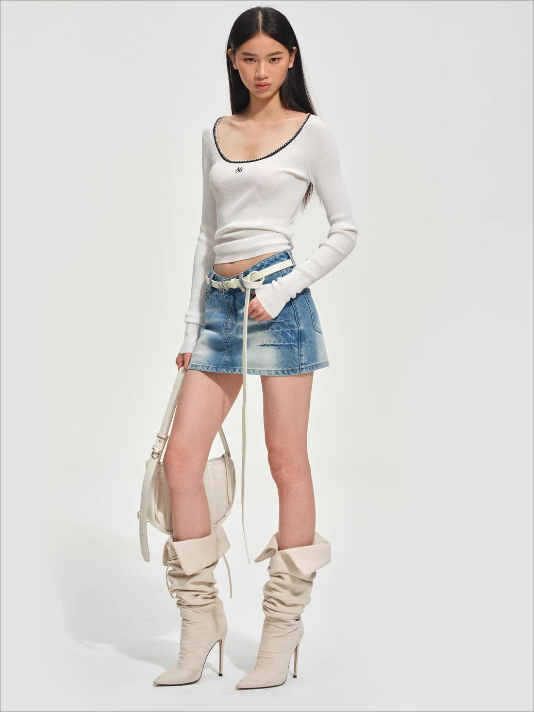 Scoop-Neck Slim-Fit Stretch Knit Top