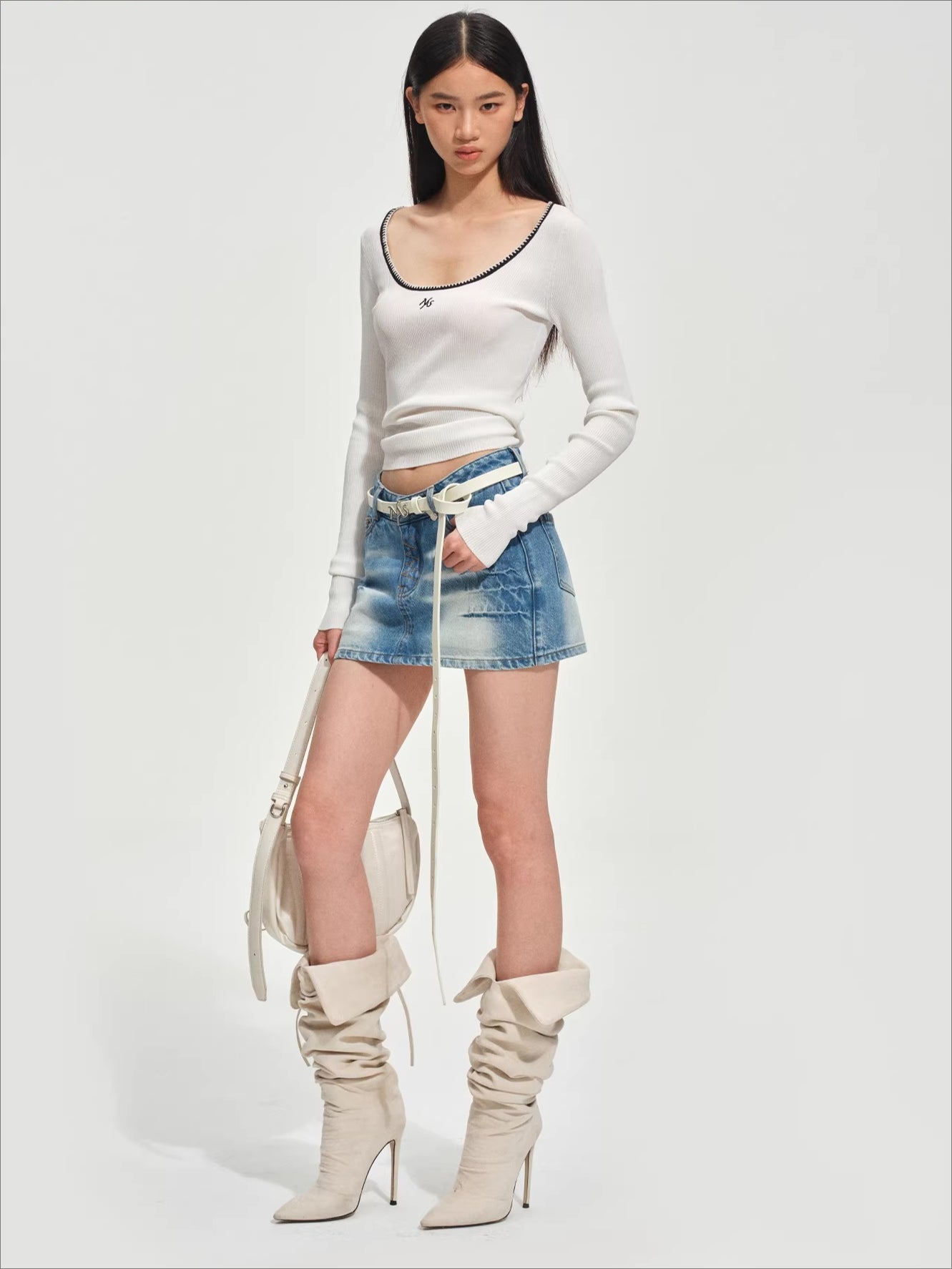 Scoop-Neck Slim-Fit Stretch Knit Top