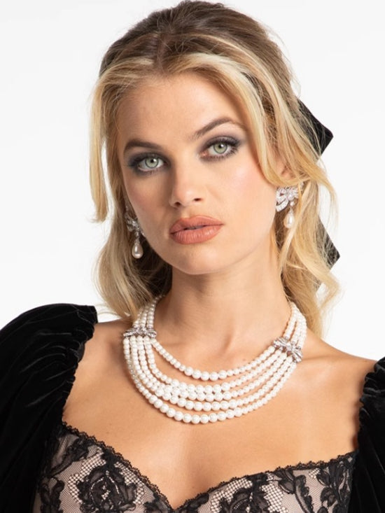 Multi-Layer Pearl Bow Choker Necklace