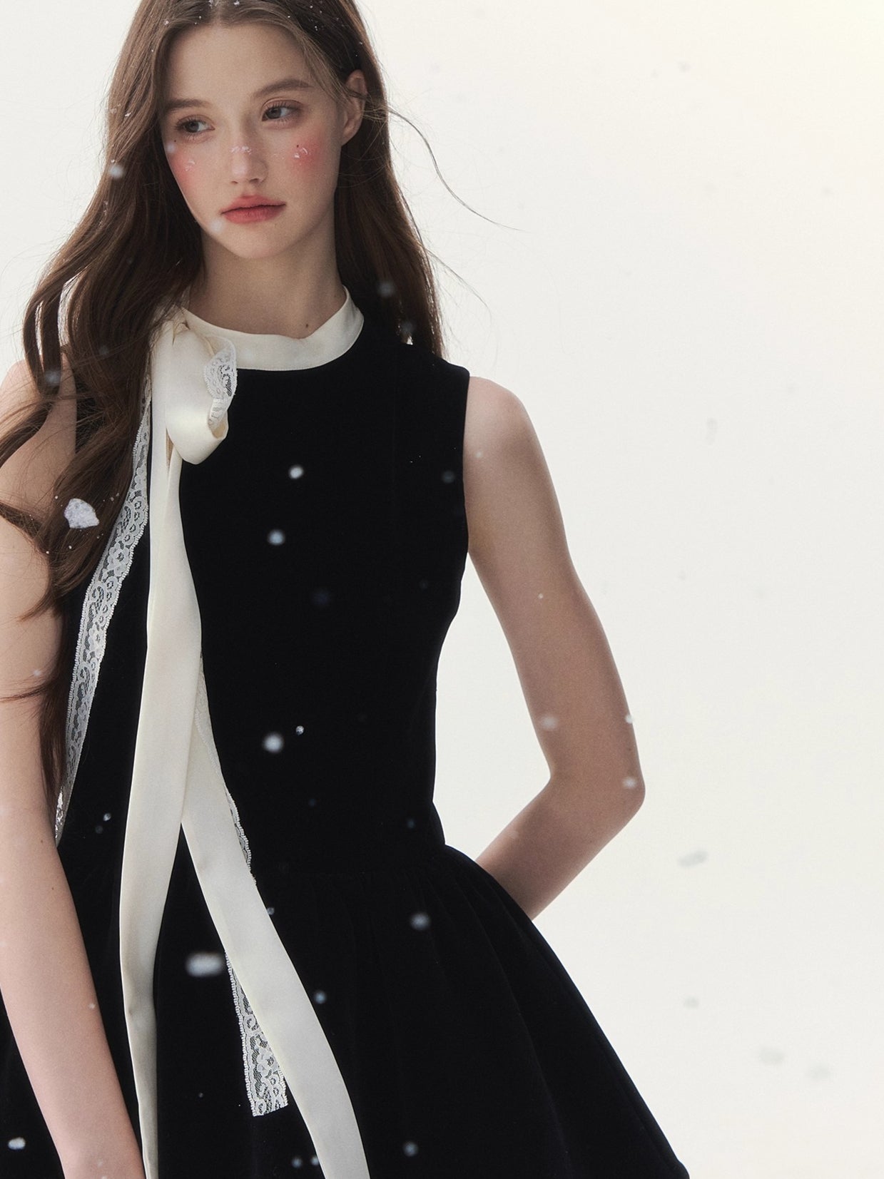 Piano-Key Bow Puff Mini Dress