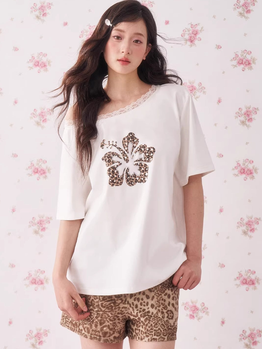 Leopard Rhinestone One-Shoulder T-Shirt