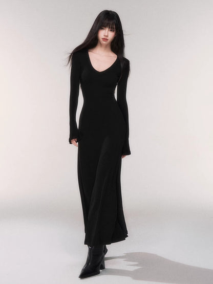 V-Neck Waist-Defining Knit Maxi Dress