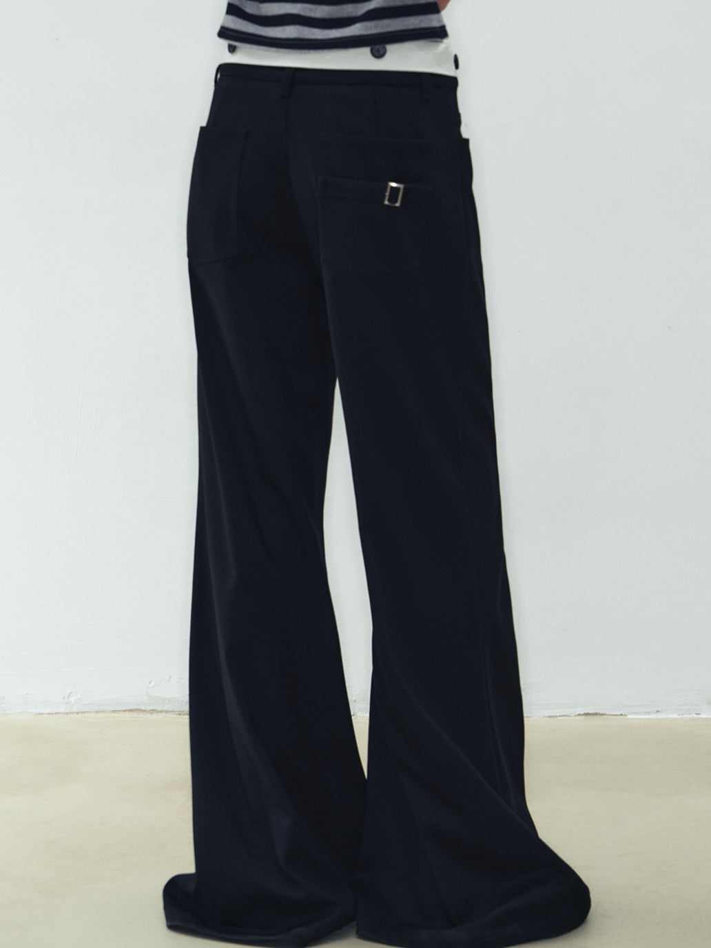 Low-Waist Wide-Leg Trousers