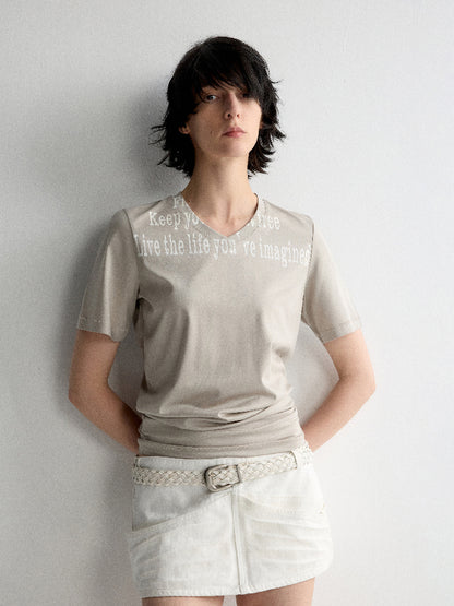 All-Over Print V-Neck Stacked Waist T-shirt