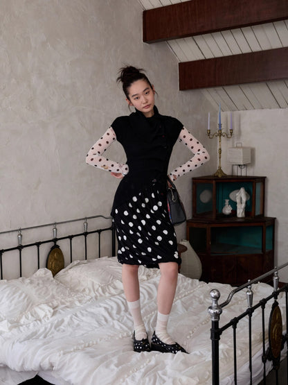 Polka Dot Pet Print Mock Neck T-Shirt