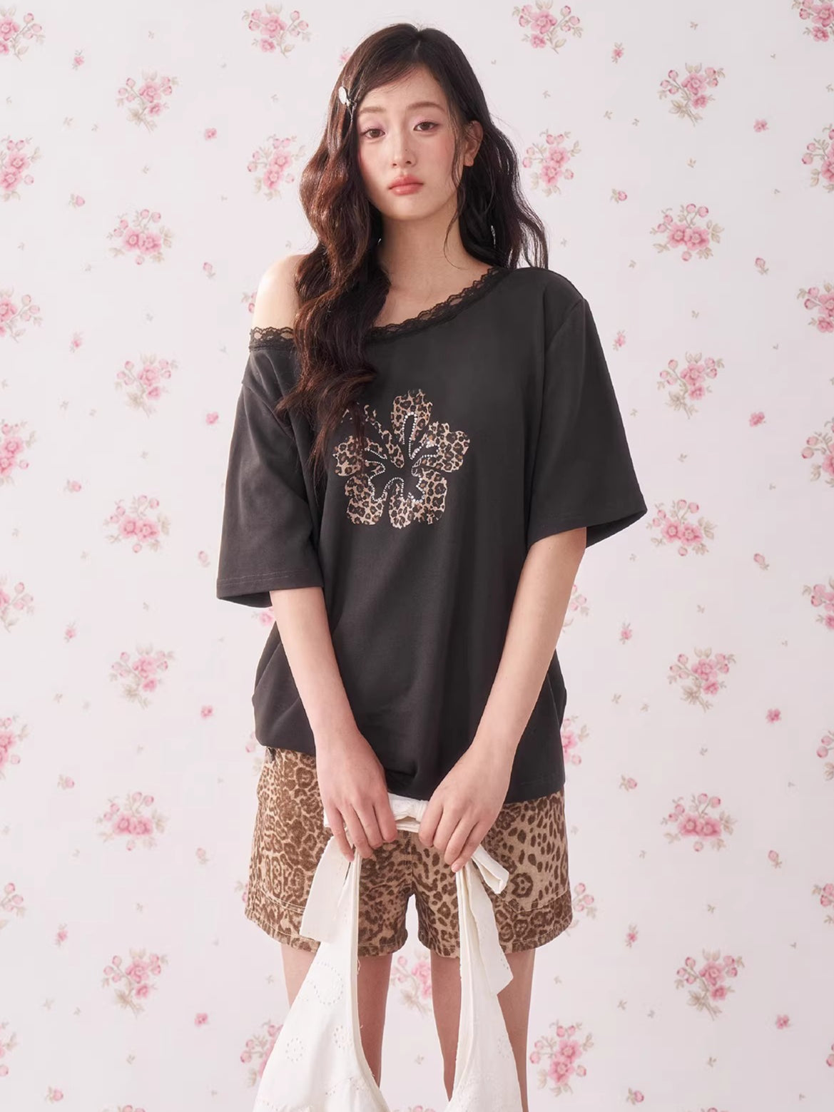 Leopard Rhinestone One-Shoulder T-Shirt