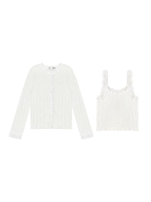 White / M