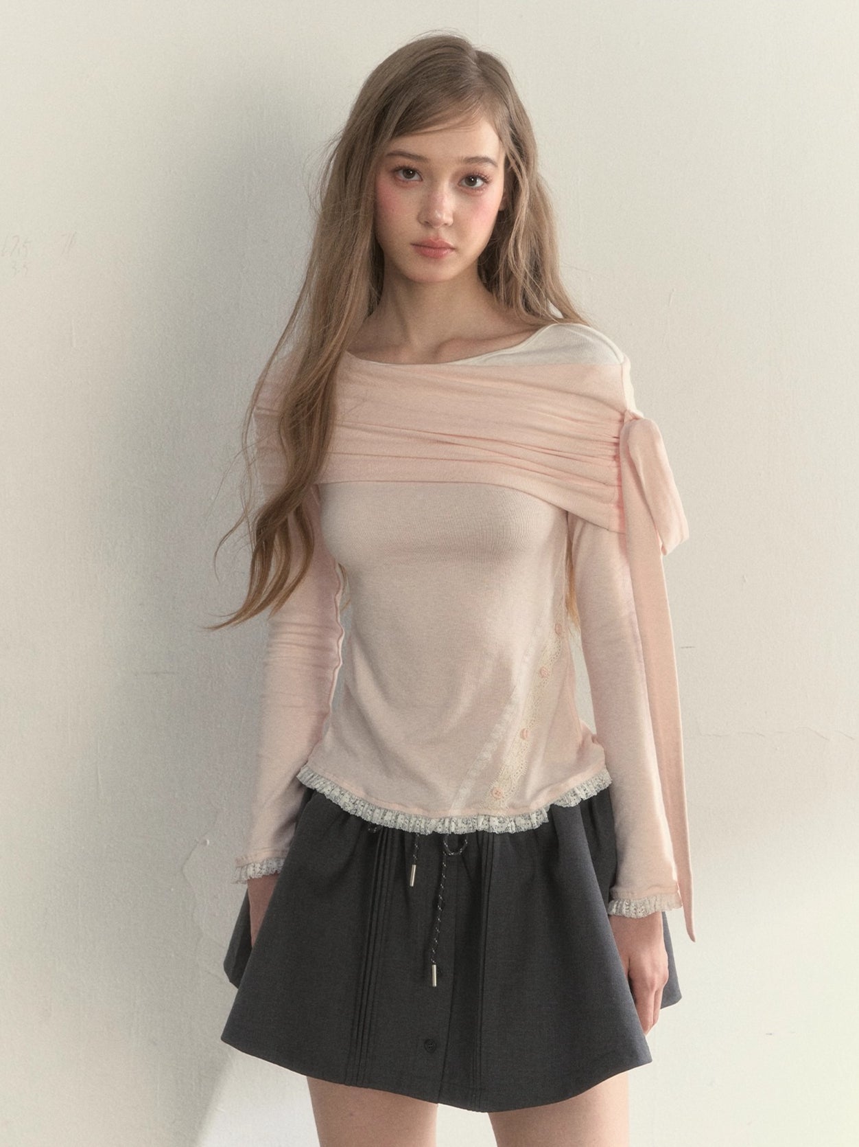 Asymmetric Off-Shoulder Bow-Tie Knit T-Shirt