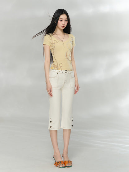 Embellished Printed V-Neck Cropped T-Shirt