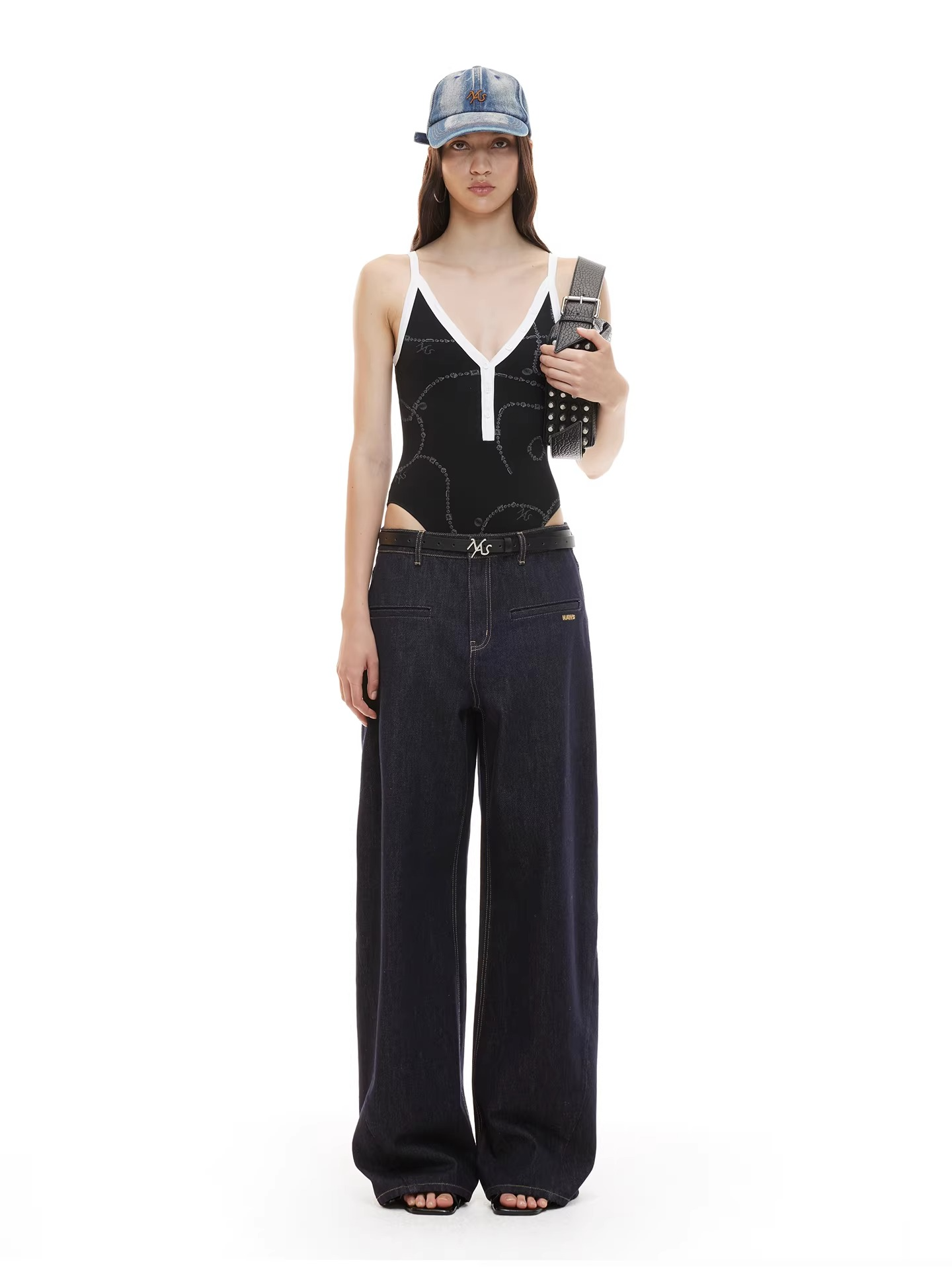 Contrast Trim V-Neck Fitted Bodysuit