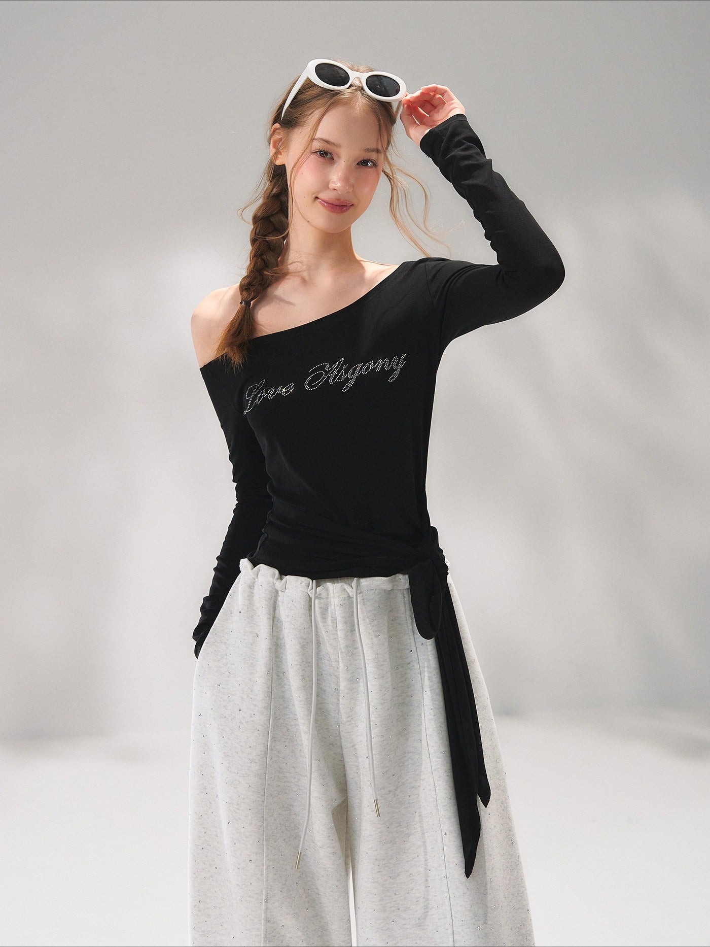 Asymmetric Crystal Logo Tie-Shoulder Fitted Tee