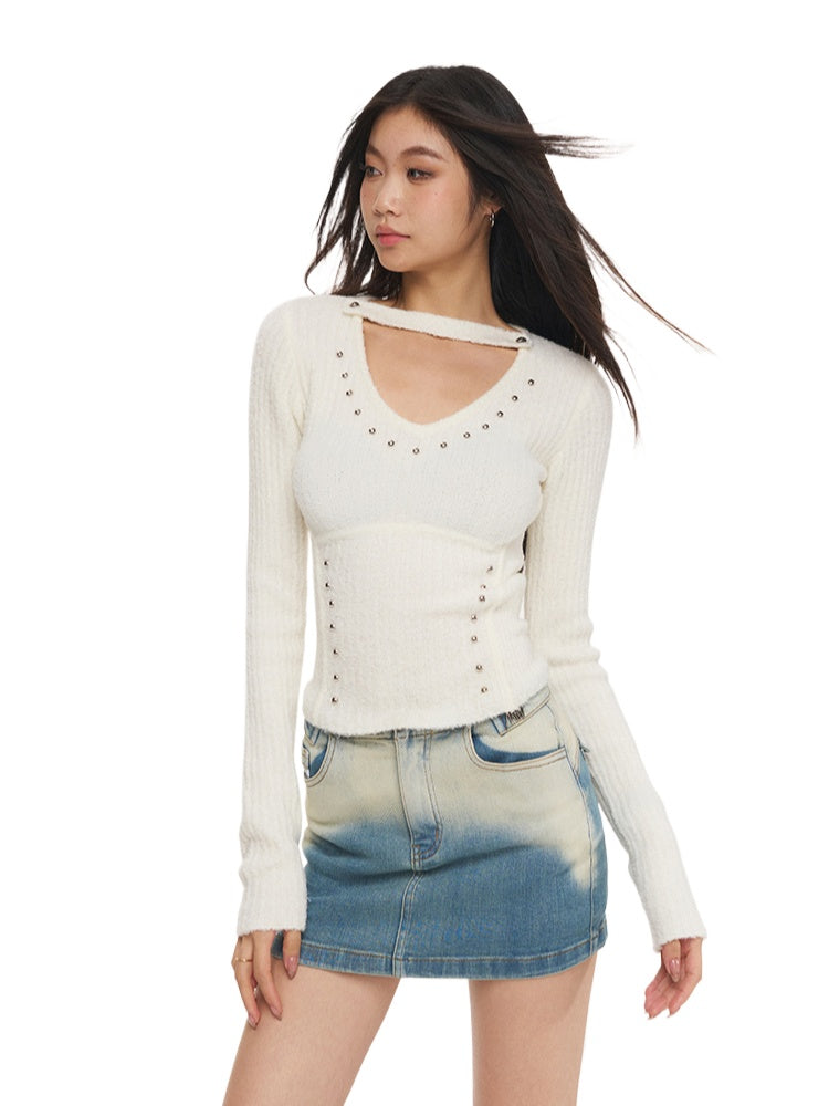 White Studded V-neck Knit Pullover