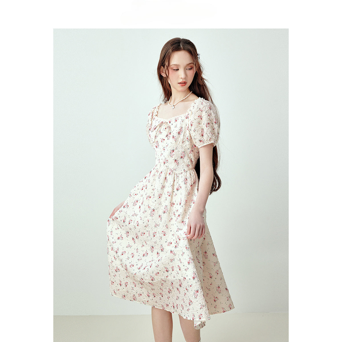 Off-white Square-neck Floral Puff Sleeve Dress