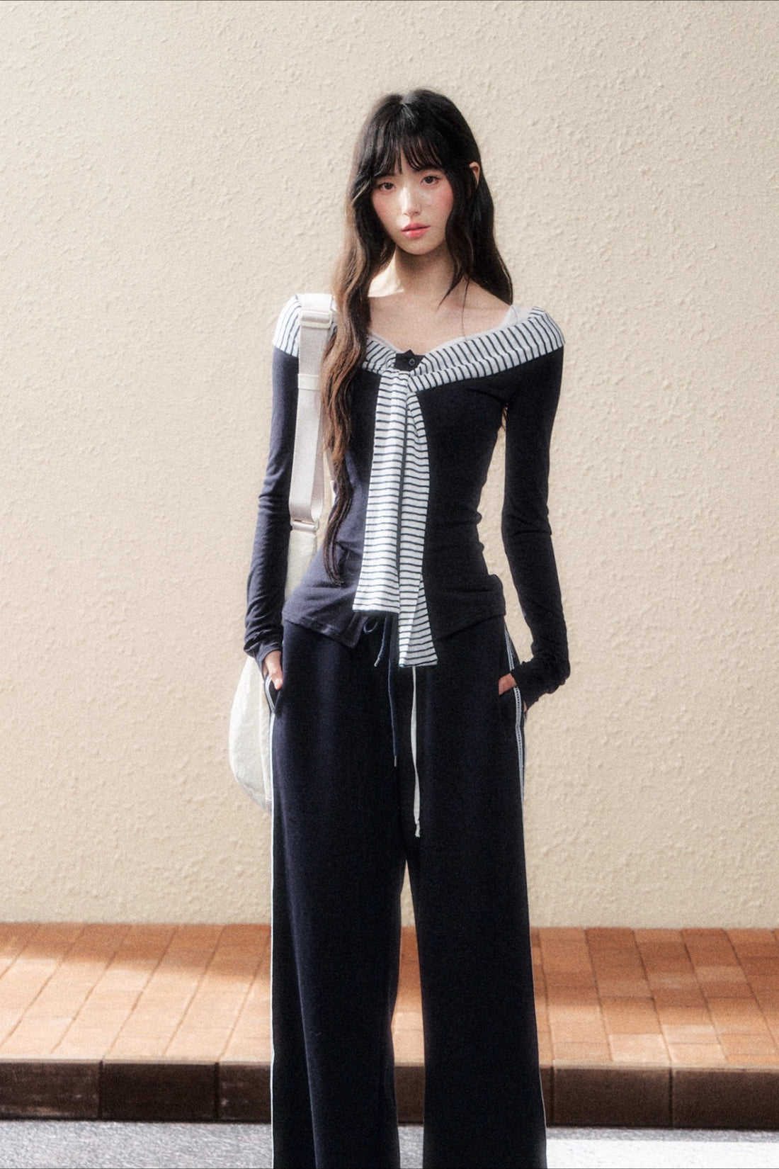 Navy Sailor-Collar Contrast Stripe Knit T-shirt