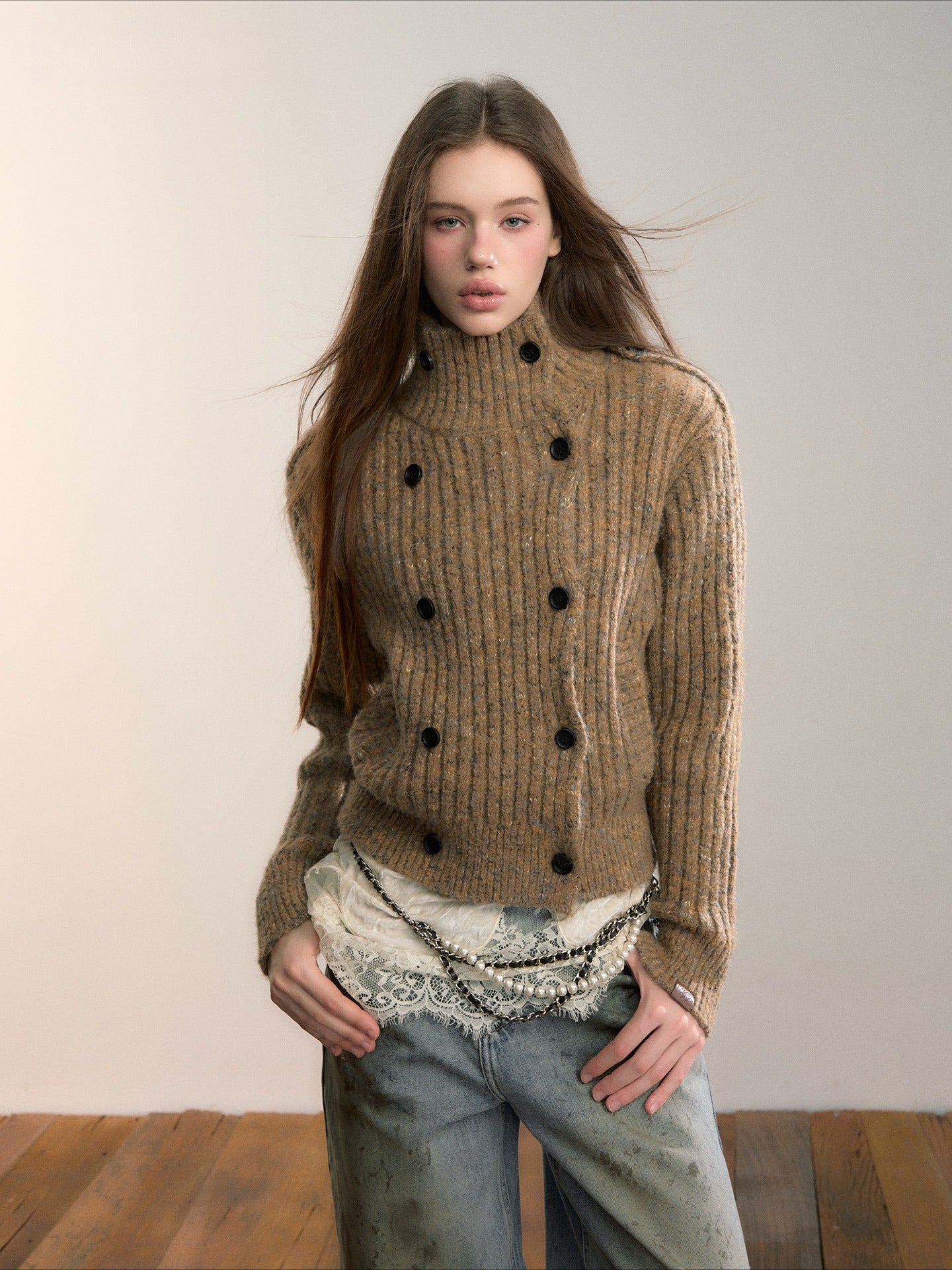 Multicolor Yarn Turtleneck Knit Turtleneck