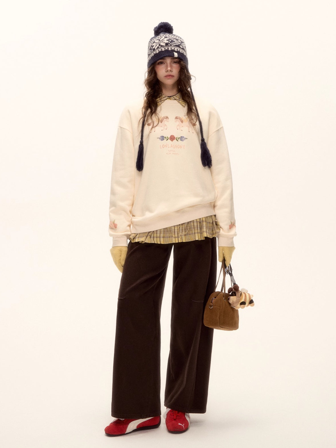 Red Belt Decor Curved-Hem Denim Wide-Leg Jeans