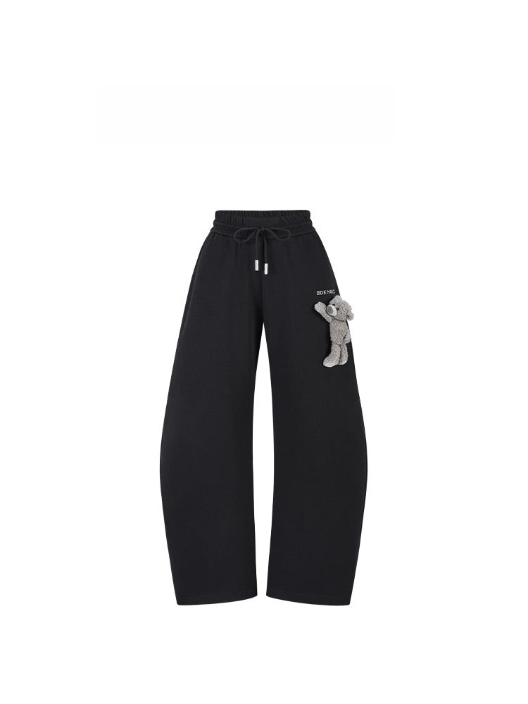Curved Blade Relaxed Sweatpants