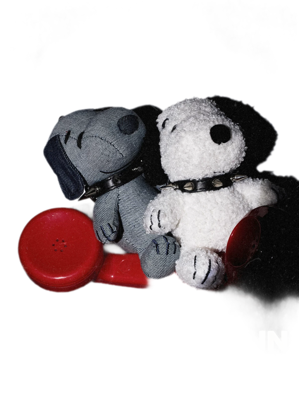Studded Collar Snoopy Keychain