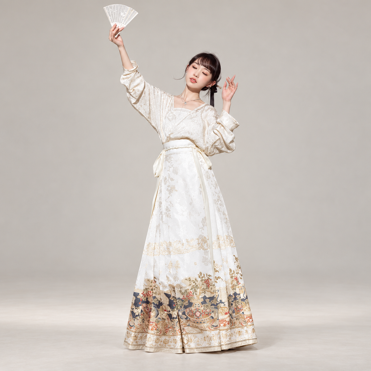 素瓷·九曜金枝 Porcelain Branches Ming-Style Mamian Skirt