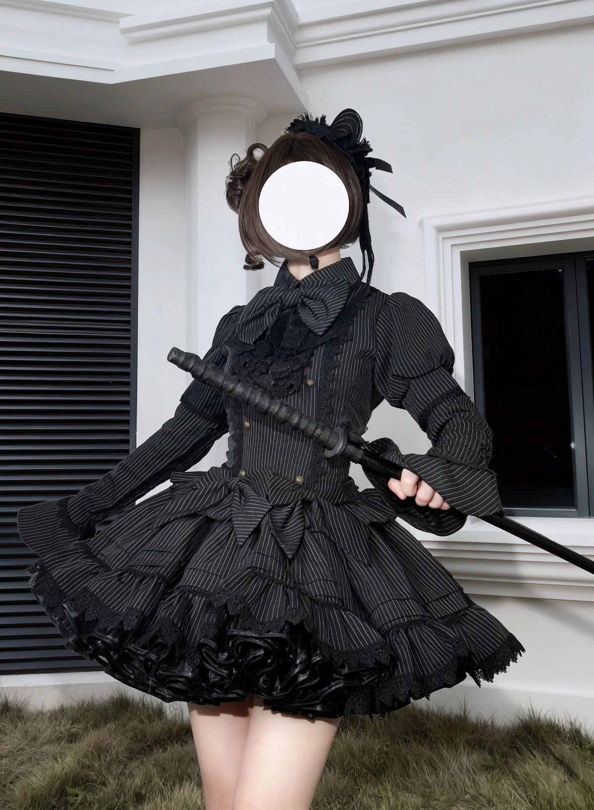 Bộ áo blouse và chân váy Lolita kẻ sọc