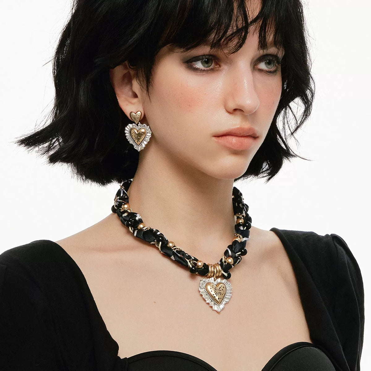 Vintage Heart Scarf Necklace