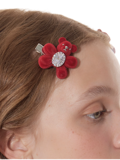 Pinza para el cabello con oso flocado y piedras preciosas