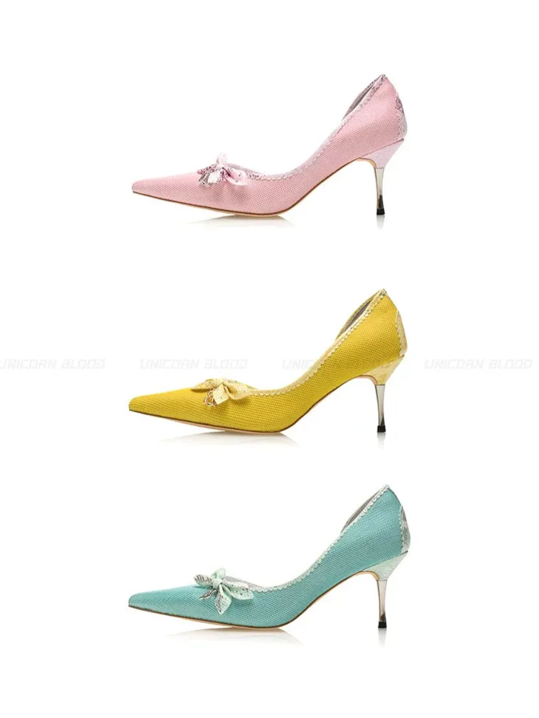 Glossy Bow Pointed-Toe Pumps