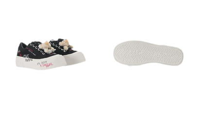 Met de hand getekende canvasplateauschoenen