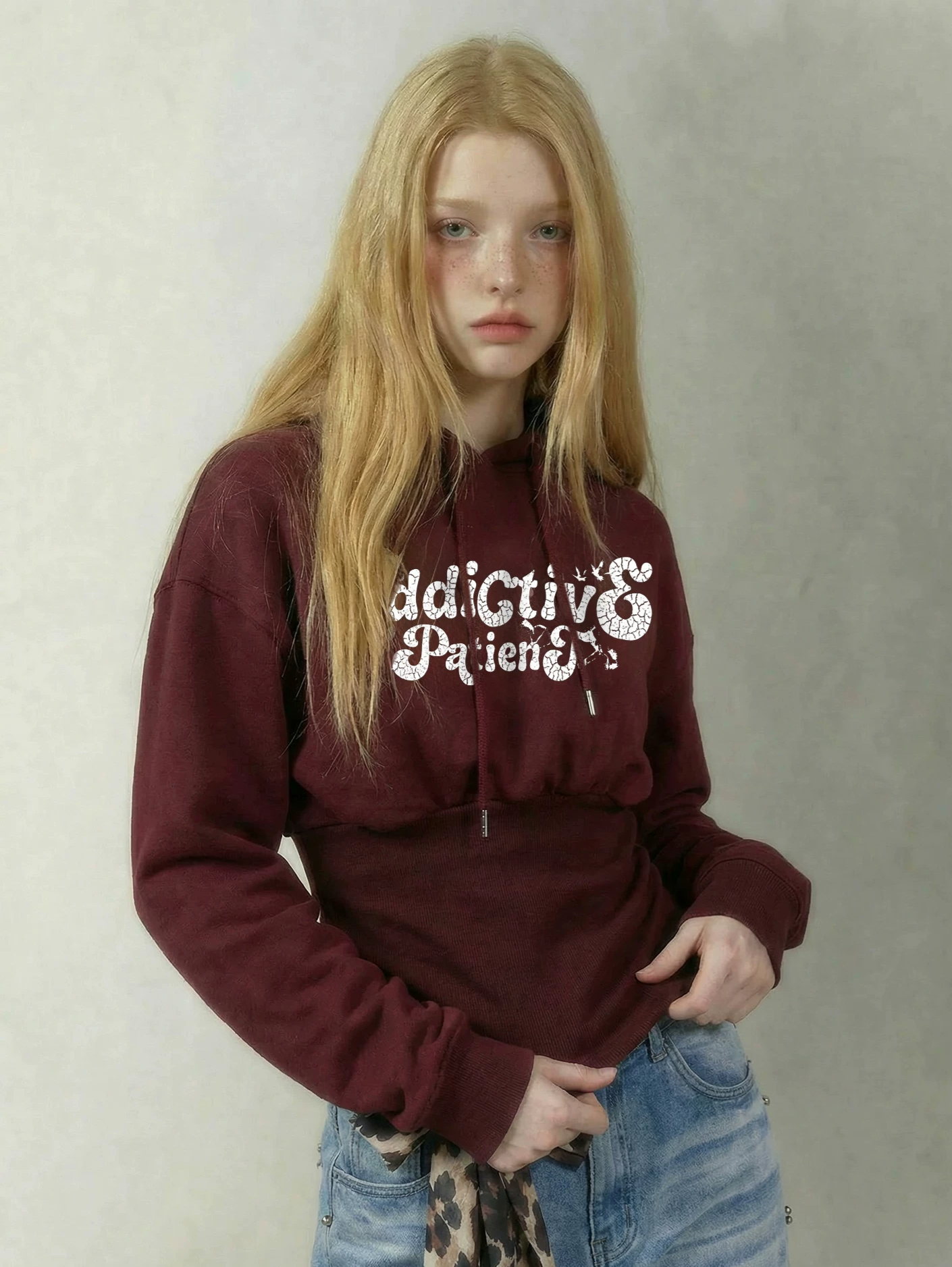 Graphic Cropped Cinched Hoodie