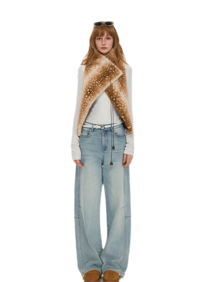 Washed Curved Wide-Leg Jeans