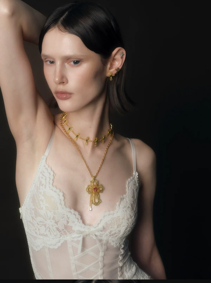 Collar de cruz de cristal barroco