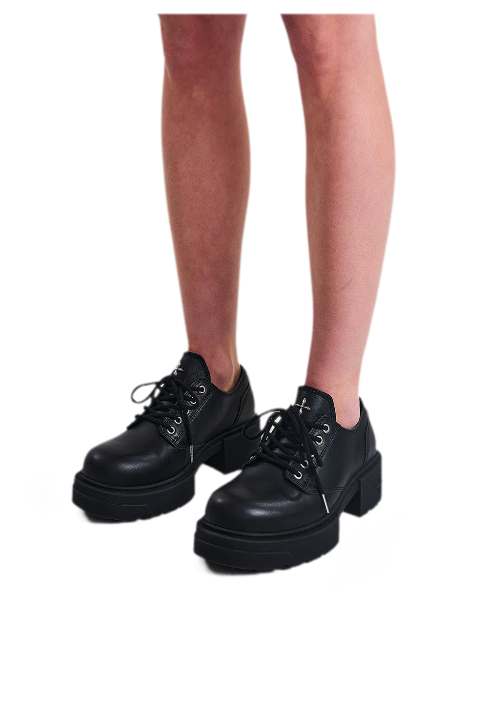 Statue Derby Shoes
