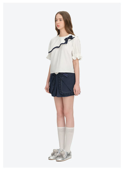 Short-sleeve shirt with 3D bow
