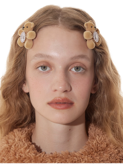 Pinza para el cabello con oso flocado y piedras preciosas