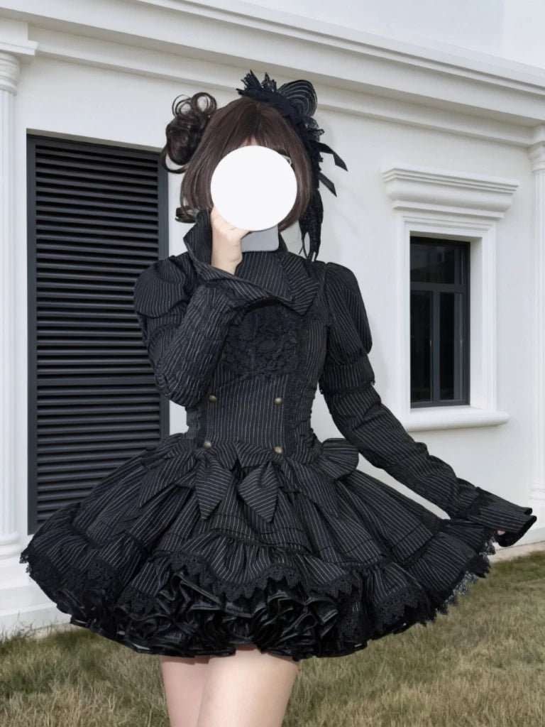 Bộ áo blouse và chân váy Lolita kẻ sọc