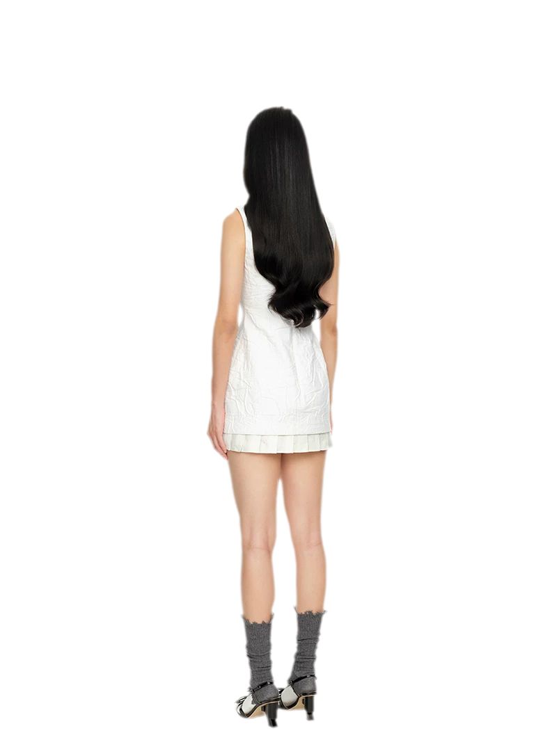 Elegant Sleeveless Fitted Dress