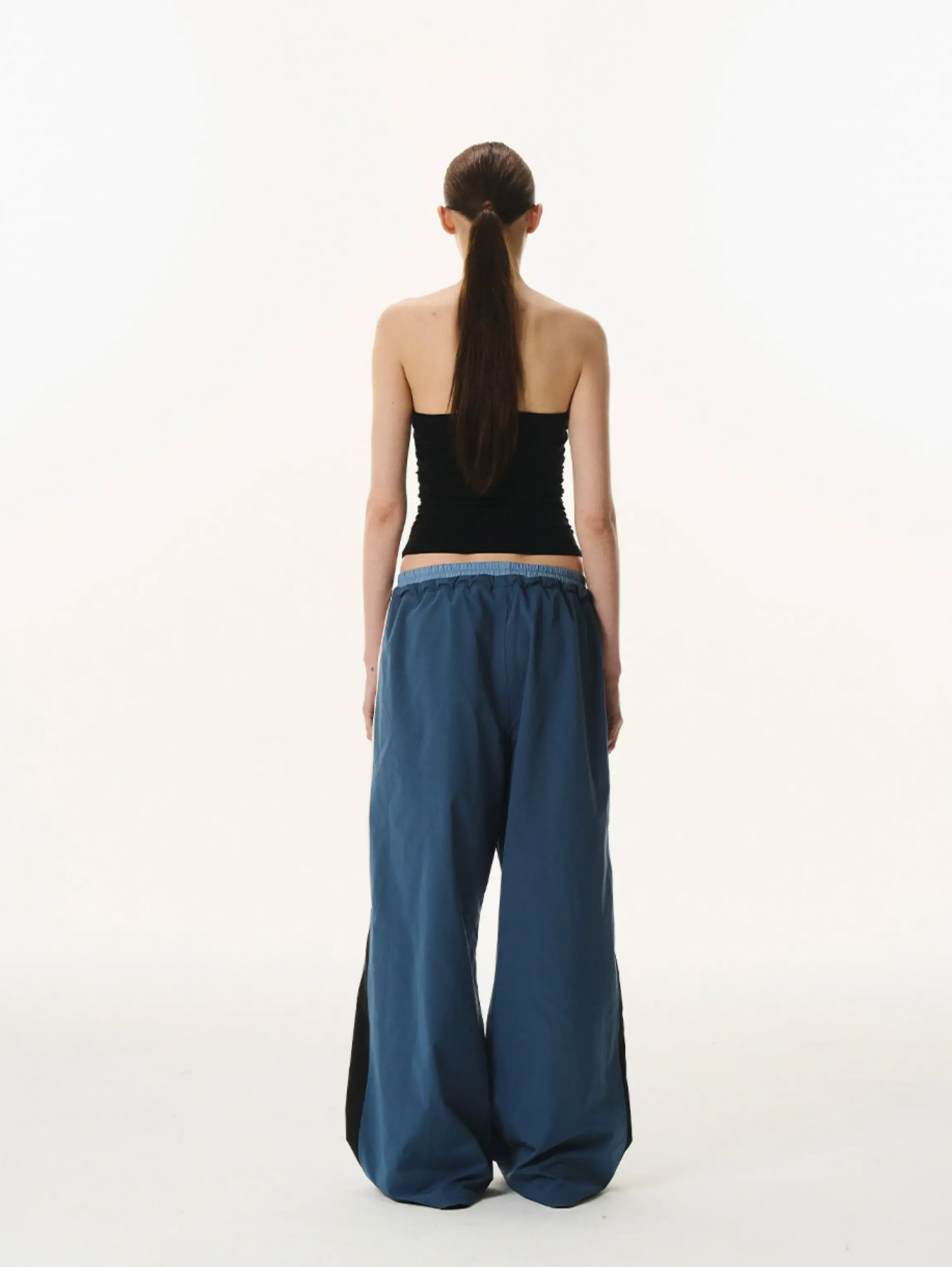 Pleated Contrast Wide-Leg Pants